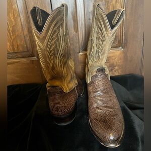 Classic Men’s Brown Leather Cowboy Boots